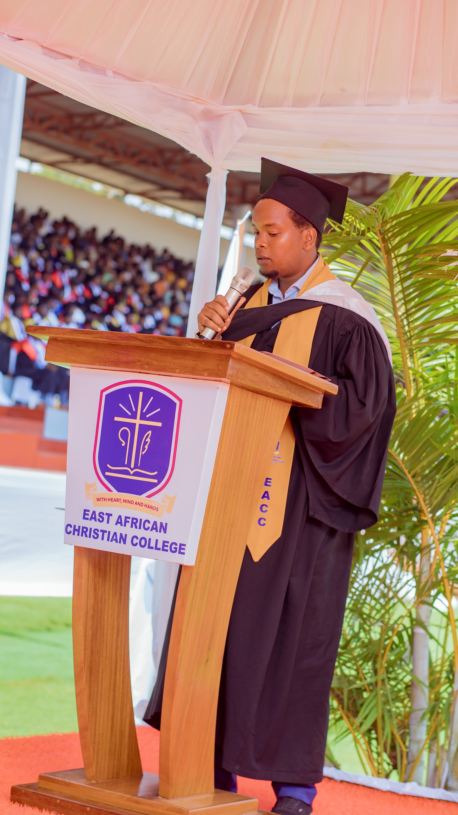 EACC Class of 2026 campus students photo 11